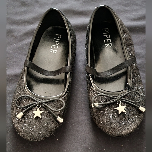 Black causal sandal (toddler) size 10 - Picture 1 of 3